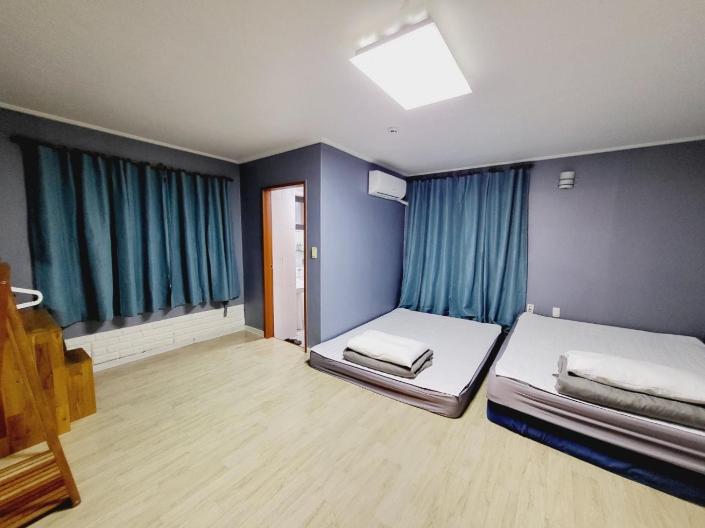 Morning Beach Pension Jeju Exterior foto